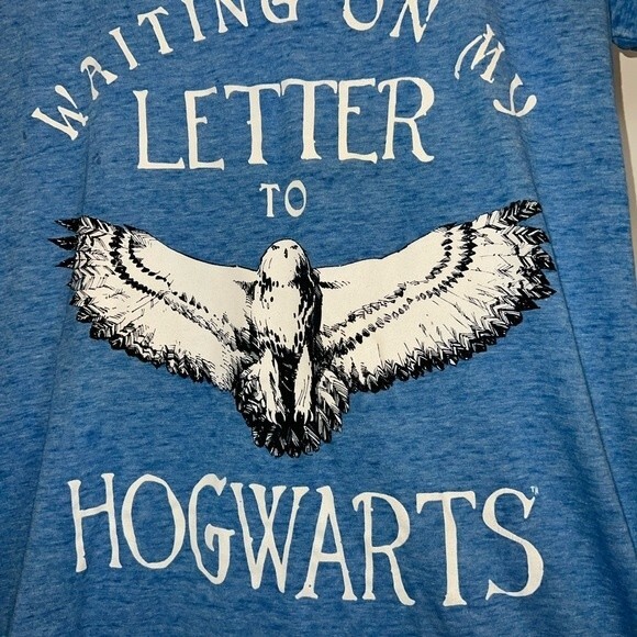 Harry Potter | Waiting on my Letter to Hogwarts Tee NWT - Picture 4 of 5